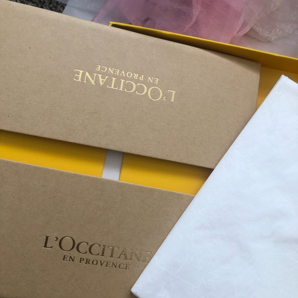 GIFT BAGS AND BOXES - Picture 2 of 9